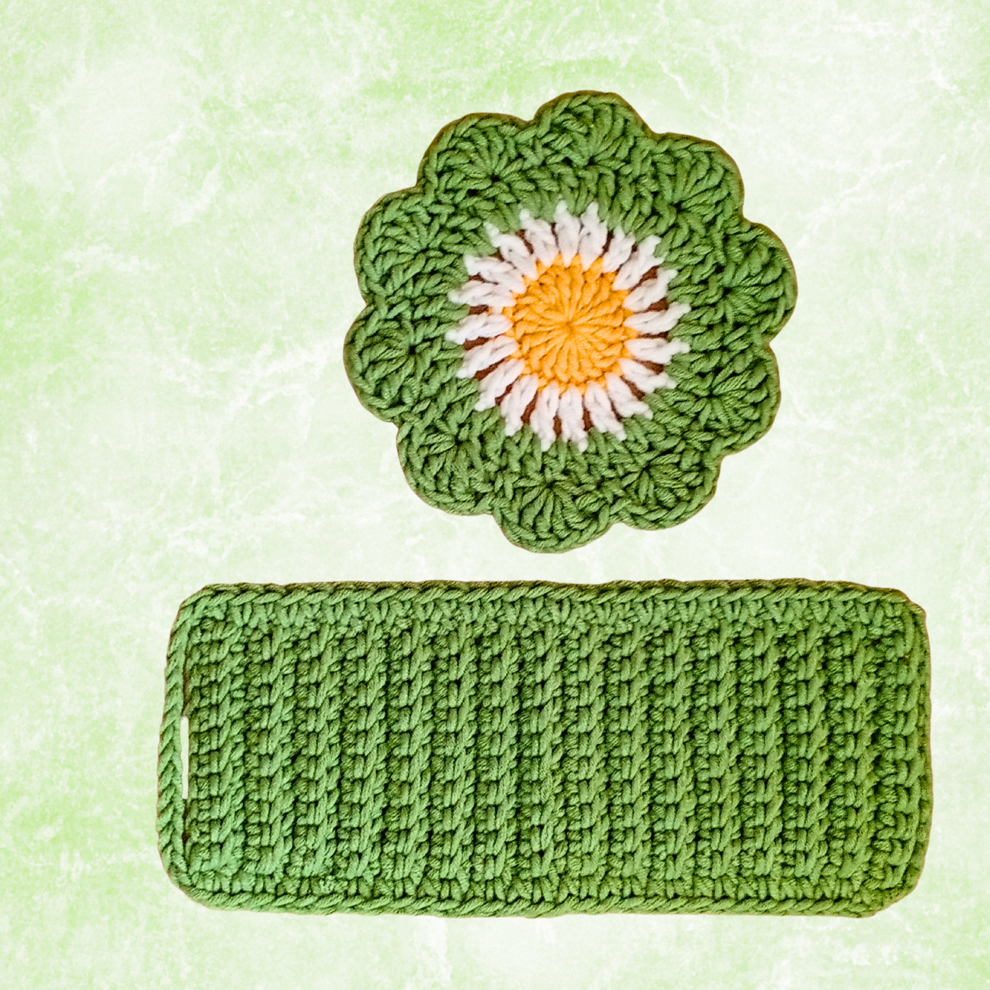 Handmade Crochet Coffee Gift Set – 4 Daisy Coasters & 4 Cup Sleeves (Set of 8)