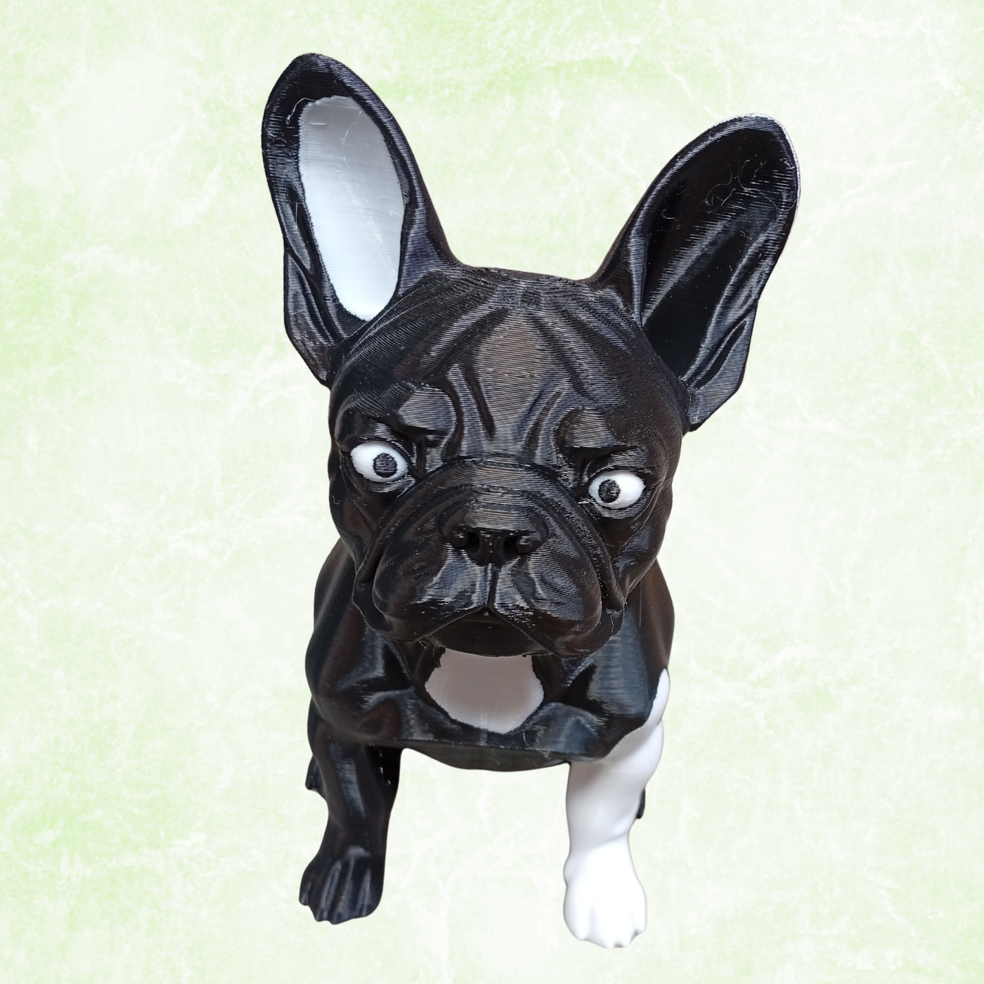 French Bulldog Decorative Figurine – Black & White 3D Printed Dog Statue – Modern Home Decor Ornament for Shelf, Desk, Living Room & Office – 19cm
